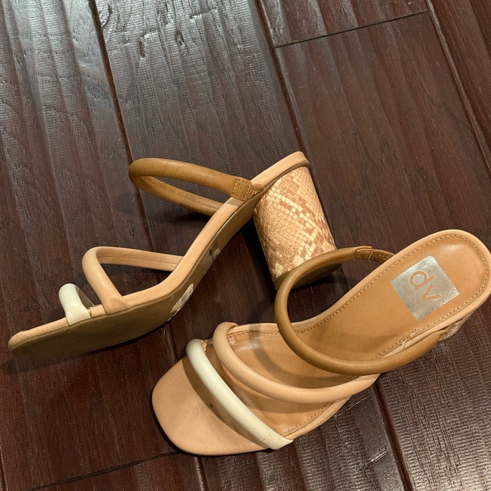 Stylish Tan and Cream Women's Sandals